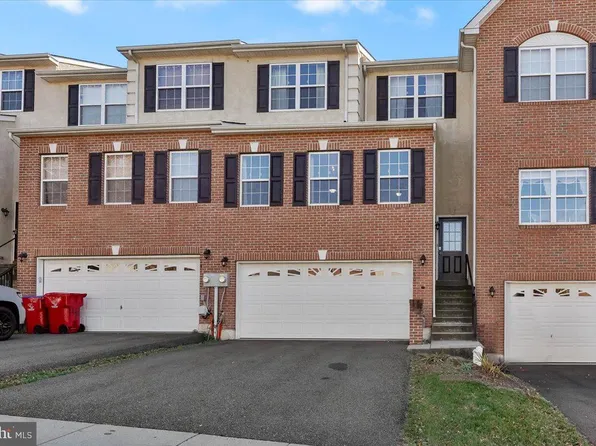 140 Stone Hill Dr, Pottstown, PA 19464