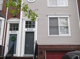 8227 Beacon Pl, Cleveland, OH 44103