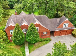 8805 Old Indian Hill Rd, Cincinnati, OH 45243