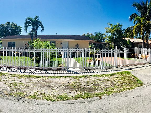 5th image of 4960 NW 170th St