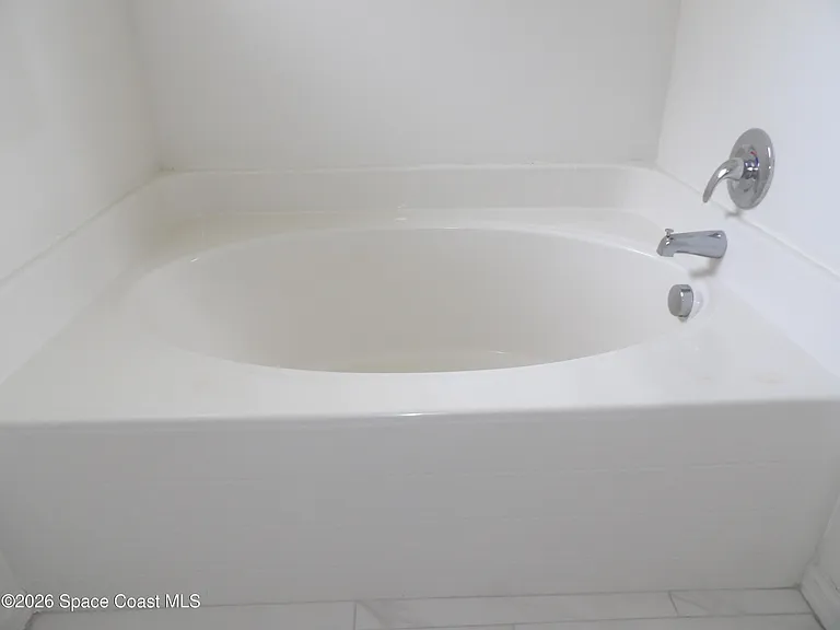 410 Birch Ave SW — Photo 17