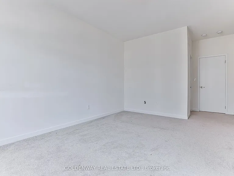 31 Wuhan Ln — Photo 17