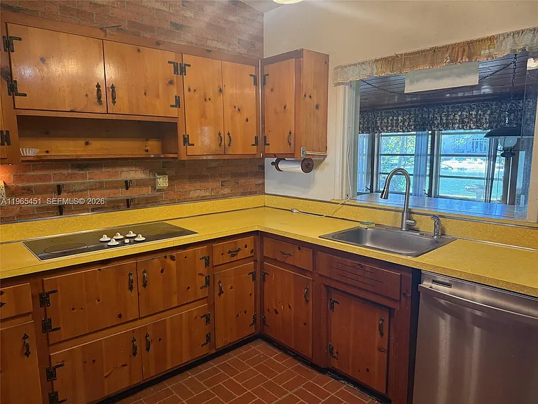 11820 SW 69th Ct — Photo 15
