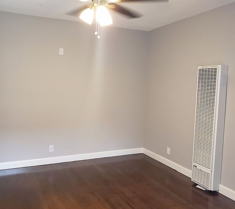 1st image of 6816 Marbrisa Ave APT D