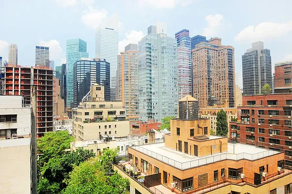 Rented by Town Residential | media 9
