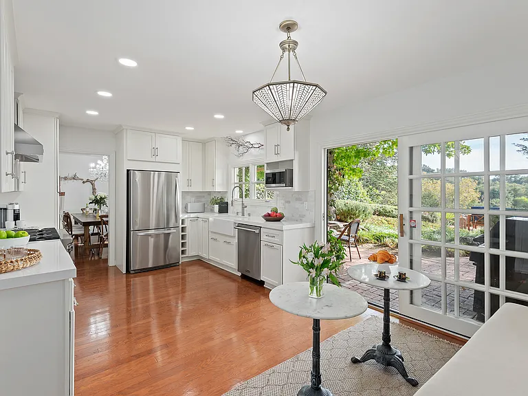 1476 Crestline Dr — Photo 23