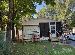 175 Roberts Ridge Rd, Mount Gilead, NC 27306