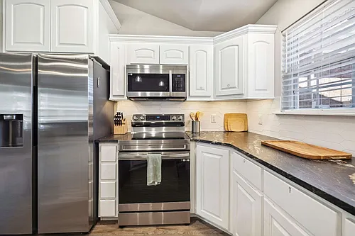 85 N Letitia Ave #ID1221932P Photo 1