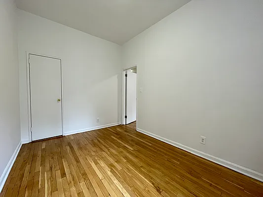 Rented by Compass | media 11