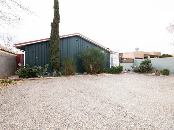 232 Espanola St NE, Albuquerque, NM 87108