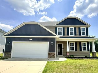 1752 Stackhouse Dr, Fayetteville, NC 28314