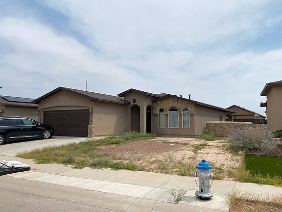 2nd image of 3732 Loma Adriana Dr