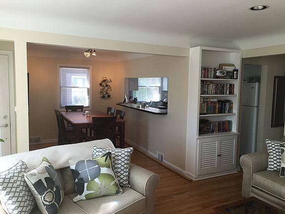3rd image of 1638 Stanley Blvd