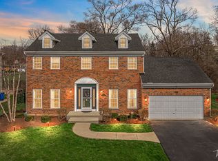 4527 Hatch Ln, Lisle, IL 60532