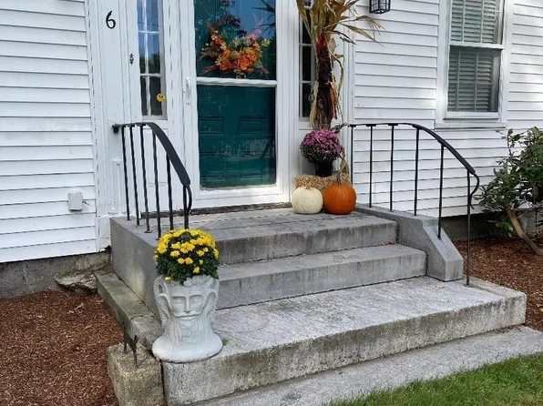 6 Church St, West Boylston, MA 01583