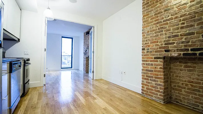 Rented by Nooklyn NYC LLC | media 51