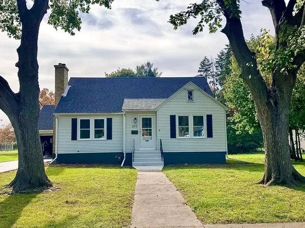 693 Enterprise St, Elgin, IL 60120