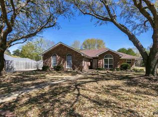 506 Kickapoo St, Chandler, TX 75758