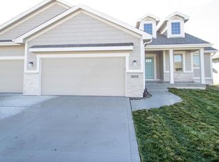 2610 NW Willowbrooke Dr, Grimes, IA 50111