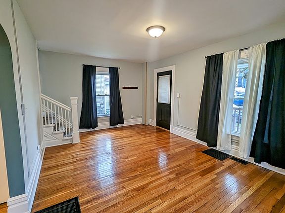 4th image of 222 N Holmes St