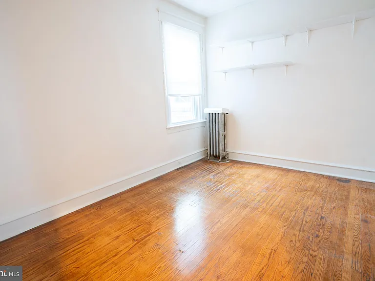 5453 W Montgomery Ave — Photo 20
