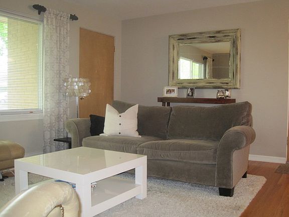 3rd image of 4501 Grand Ave APT 1