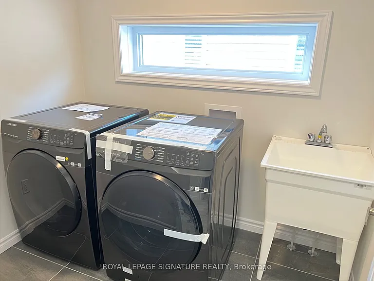 3128 Turner Cres — Photo 29