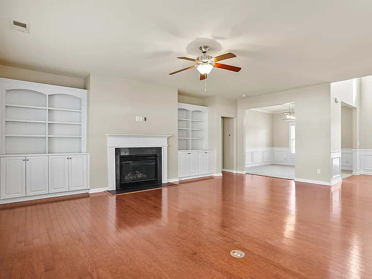 5 Cross Gate Ct — Photo 8