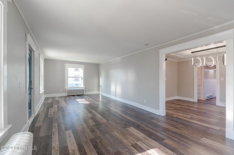 2nd image of 69 Stewart Street