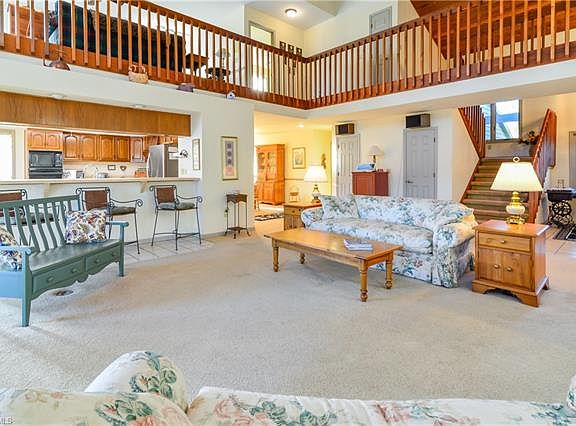 2nd image of 3884 Hidden Acres Cir S