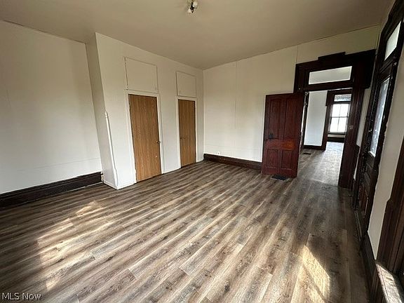 3rd image of 1601 Ridge Ave