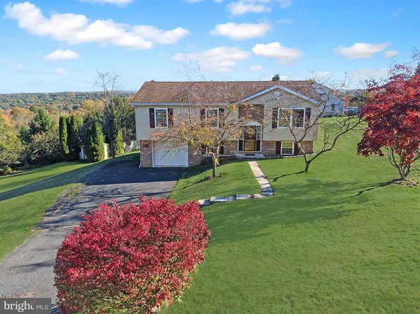 1107 Indian Dr, Auburn, PA 17922