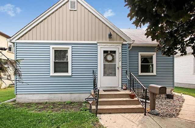 1st image of 4522 Newton Ave N