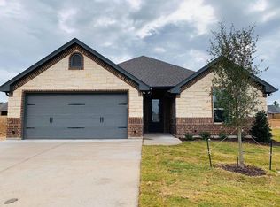 256 Jacinth Ln, Granbury, TX 76049