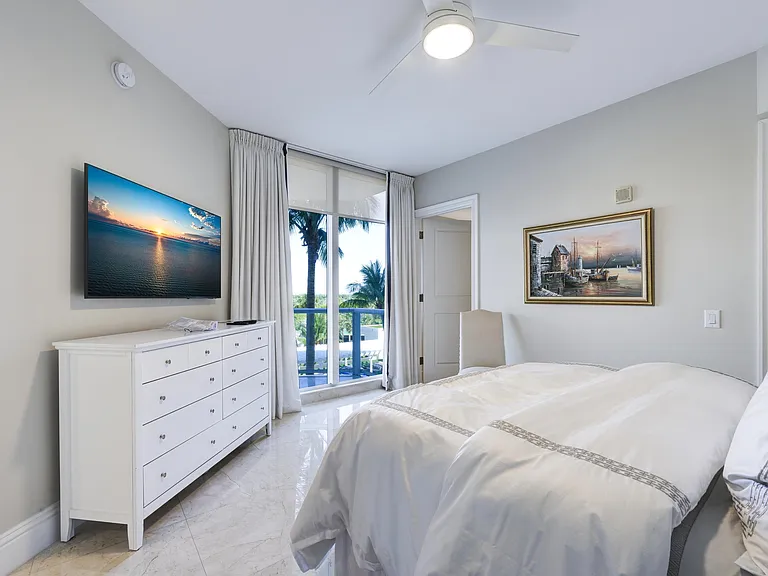 2700 N Ocean Dr #306B — Photo 16
