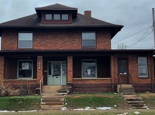 216 S 7th St, Coshocton, OH 43812