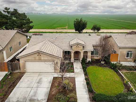 3rd image of 5315 Blanco Dr