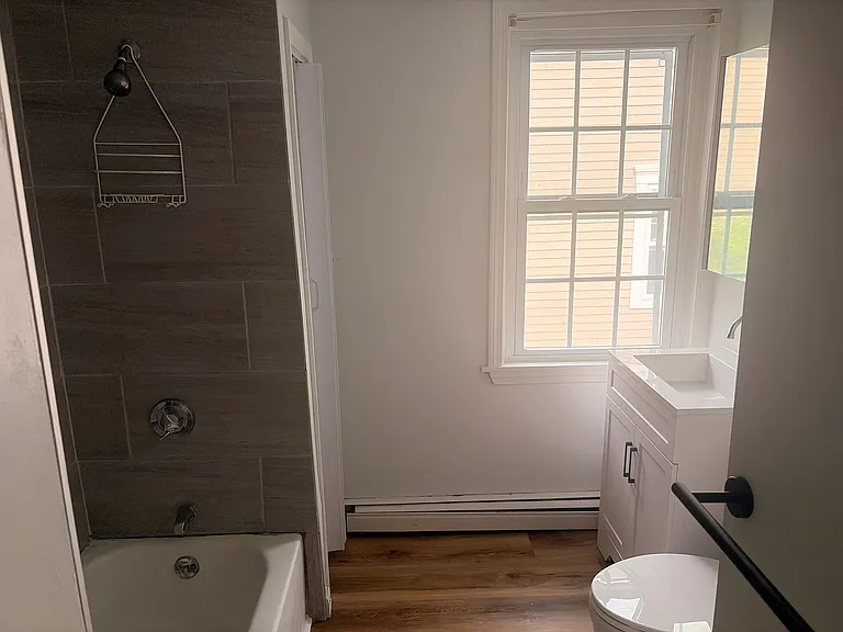65 Arnold St #3 — Photo 5
