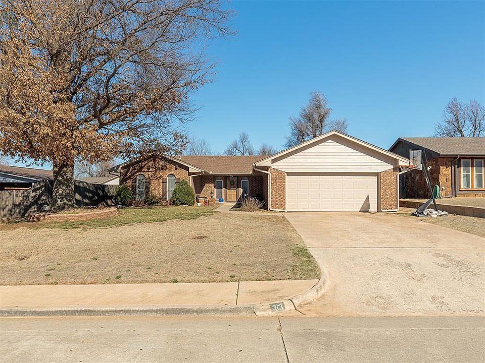1st image of 313 W Platt Dr