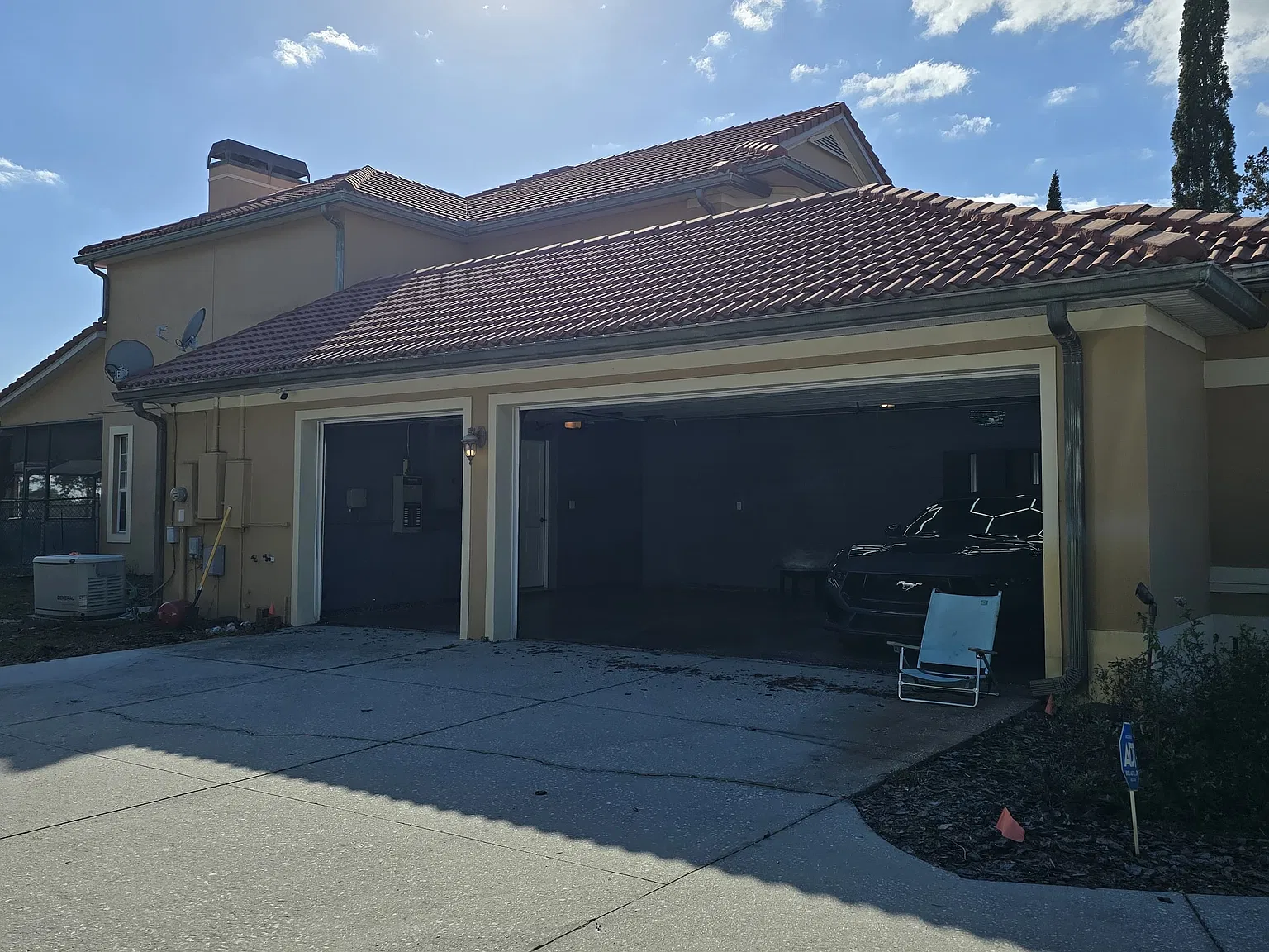 3 bed, 2838 sqft, $3,200 — Photo 3