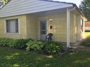 930 Lindsay Ln, Florissant, MO 63031