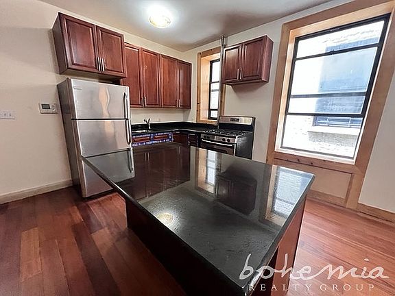 2nd image of 607 Lenox Ave #72F