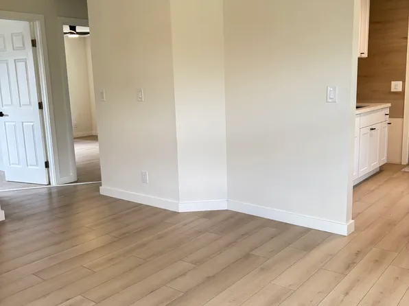 606 6th St APT 1, West Palm Beach, FL 33401
