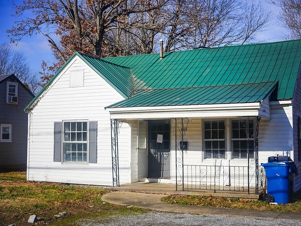 1st image of 700 Sycamore St