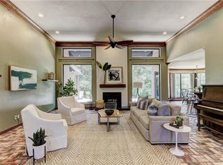 100 S Arcadian Oaks Dr, Edmond, OK 73034