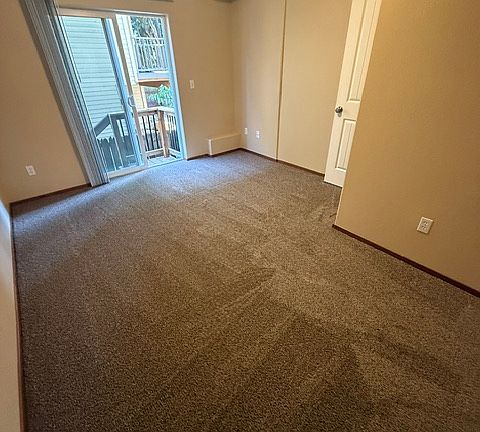 5th image of 4 SW Boundary St APT 3