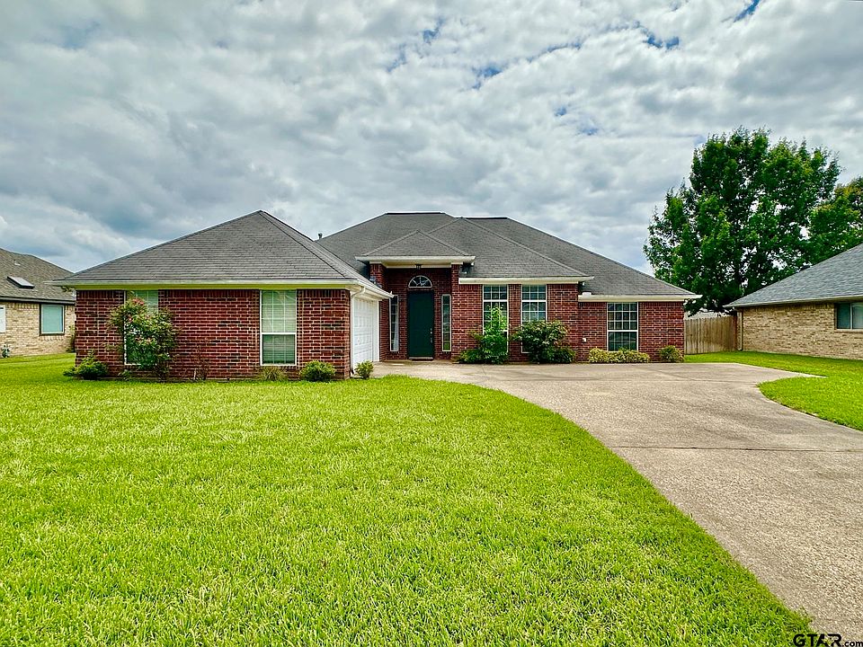 1st image of 2073 Yasmeen Cir