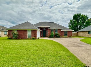 2073 Yasmeen Cir, Flint, TX 75762