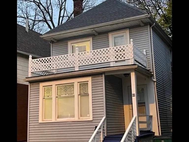 48 Custer St — Photo 1