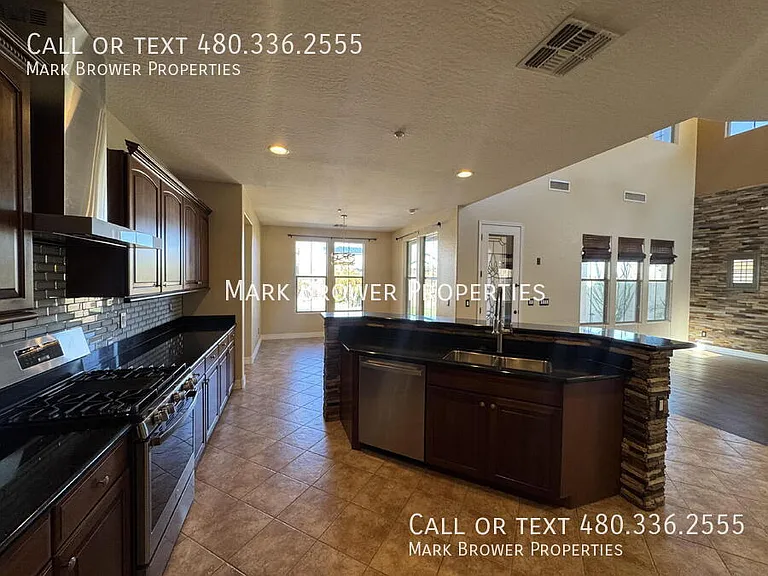 21104 W Sage Hill Rd — Photo 14
